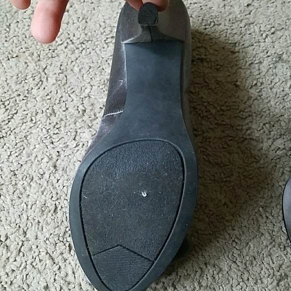 Shoes - Picture 3 of 3
